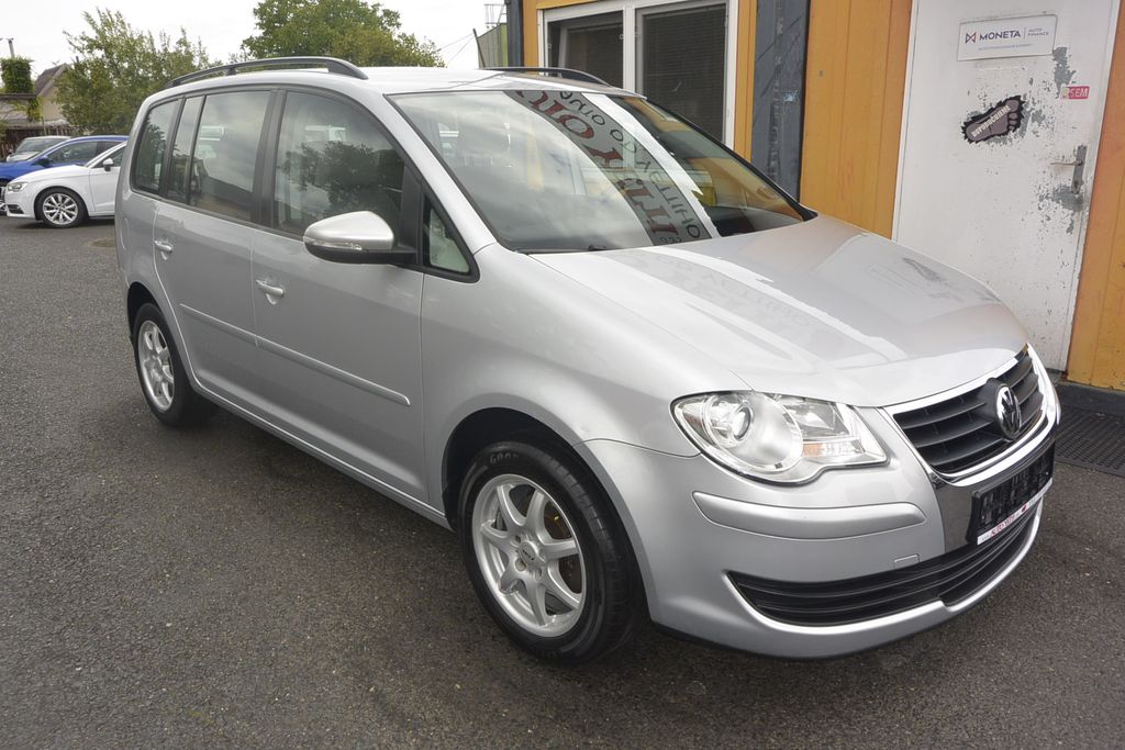 Volkswagen Touran 1.4TSi 7míst