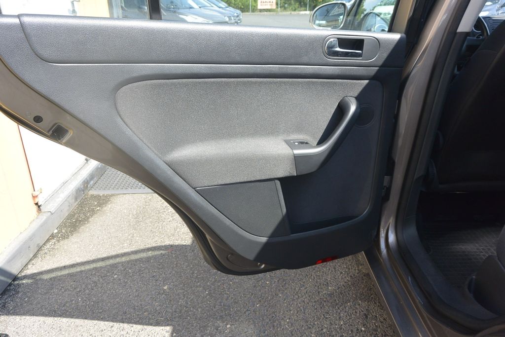 Volkswagen Golf Plus 1.2TSi 77kW * 6kv