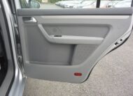 Volkswagen Touran 1.4TSi 7míst