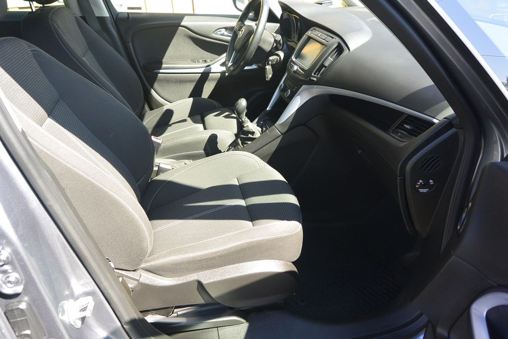 Opel Zafira 1.4T 103kW * 70tis km