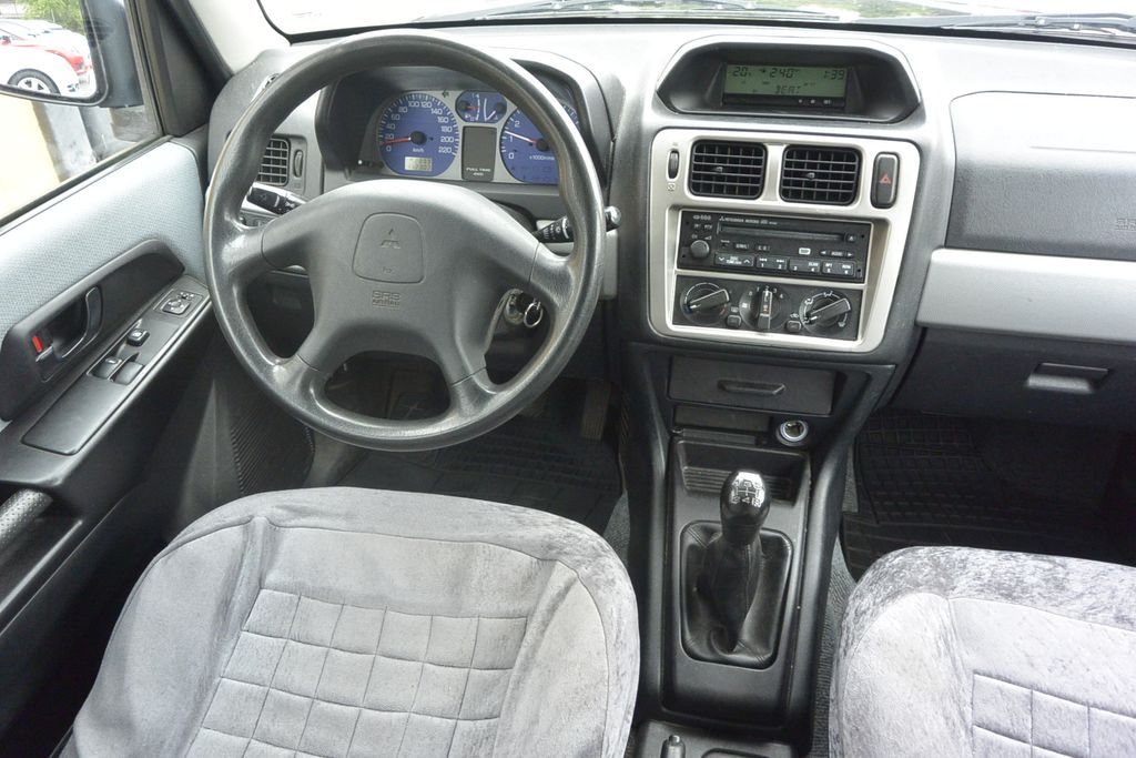 Mitsubishi Pajero Pinin 1.8i 4×4