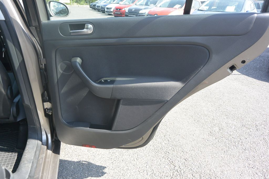 Volkswagen Golf Plus 1.2TSi 77kW * 6kv