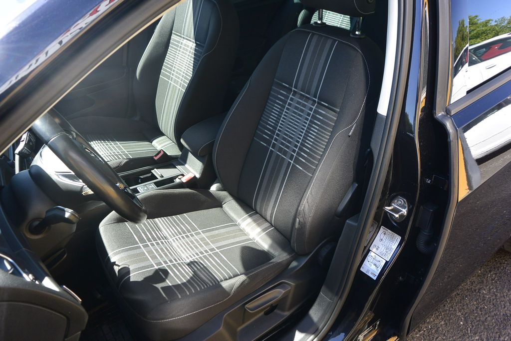 Volkswagen Golf 1.6TDi 81kW *ROZVODY*BRZDY