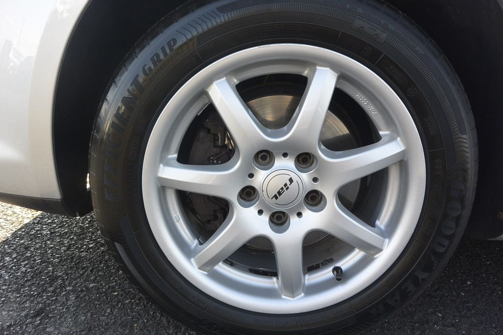 Volkswagen Touran 1.4TSi 7míst