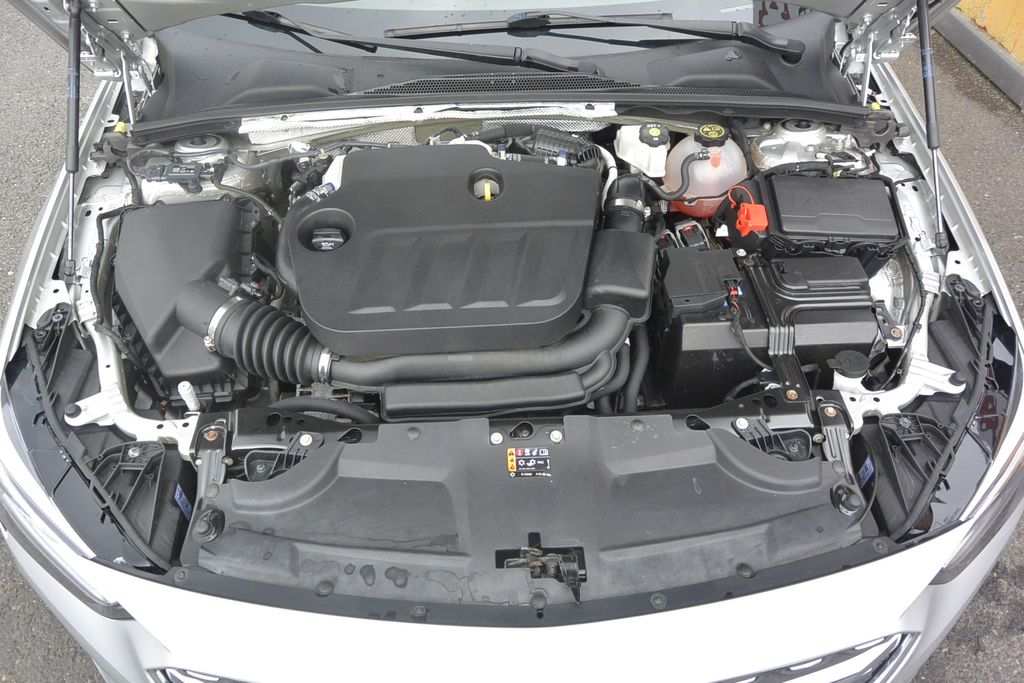 Opel Insignia 2.0CDTi 128kW*AT*NAVI