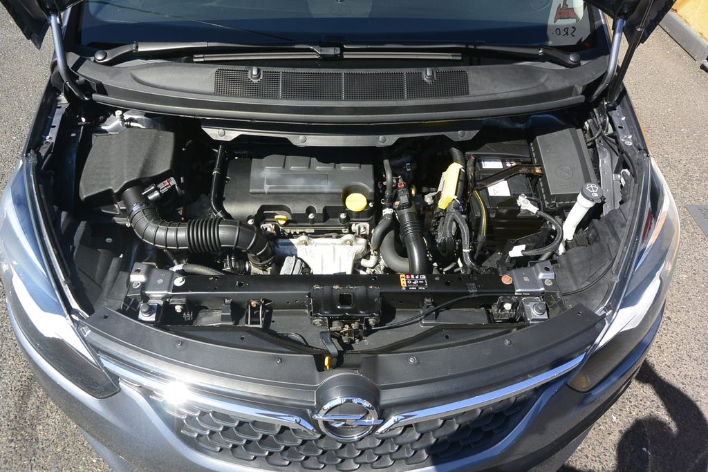 Opel Zafira 1.4T 103kW * 70tis km
