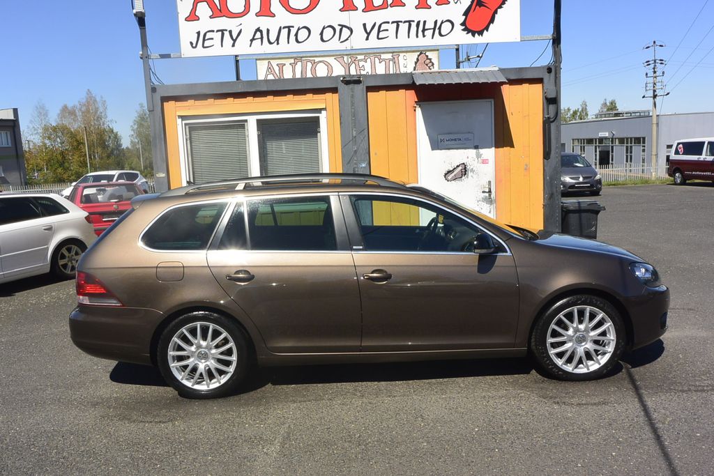 Volkswagen Golf 1.2TSi STYLE *PANO*NAVI