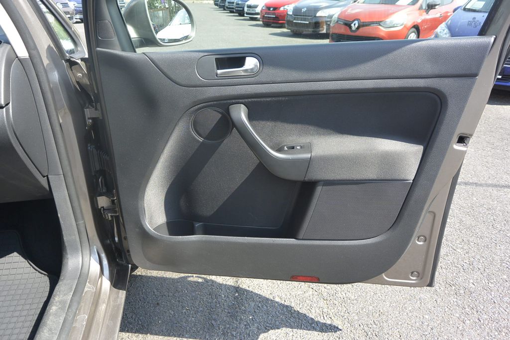 Volkswagen Golf Plus 1.2TSi 77kW * 6kv