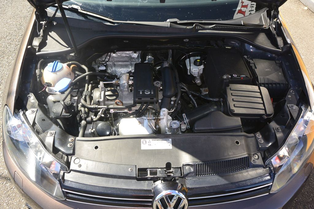 Volkswagen Golf 1.2TSi STYLE *PANO*NAVI