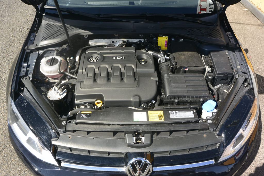 Volkswagen Golf 1.6TDi 81kW *ROZVODY*BRZDY