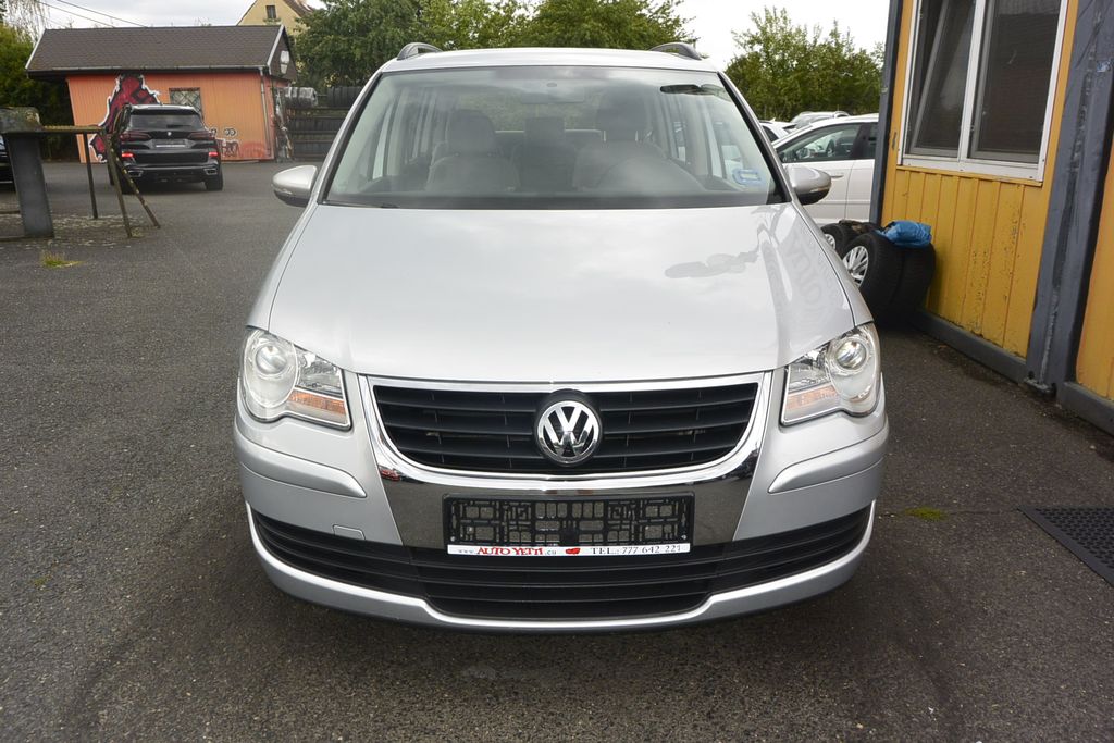 Volkswagen Touran 1.4TSi 7míst