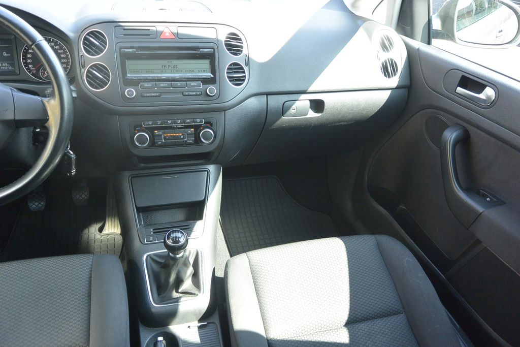 Volkswagen Golf Plus 1.2TSi 77kW * 6kv