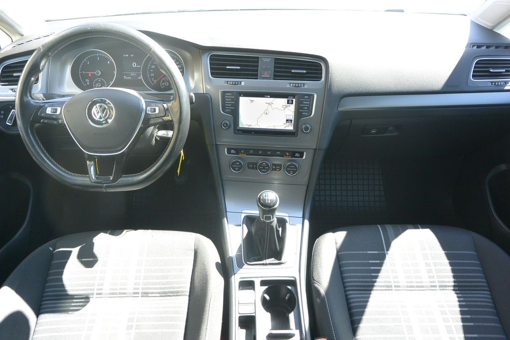 Volkswagen Golf 1.6TDi 81kW *ROZVODY*BRZDY