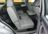 Volkswagen Touran 1.4TSi 7míst