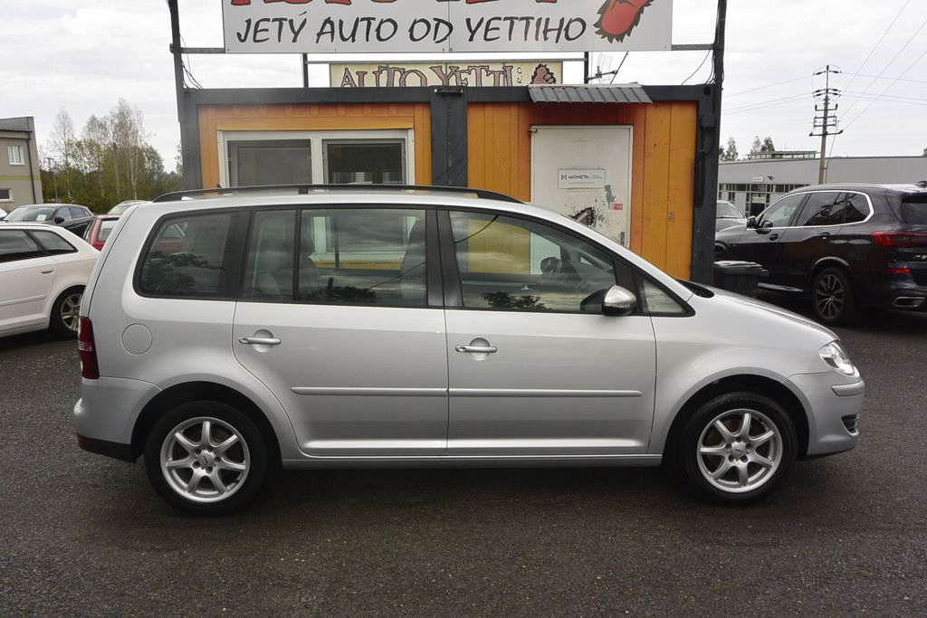 Volkswagen Touran 1.4TSi 7míst