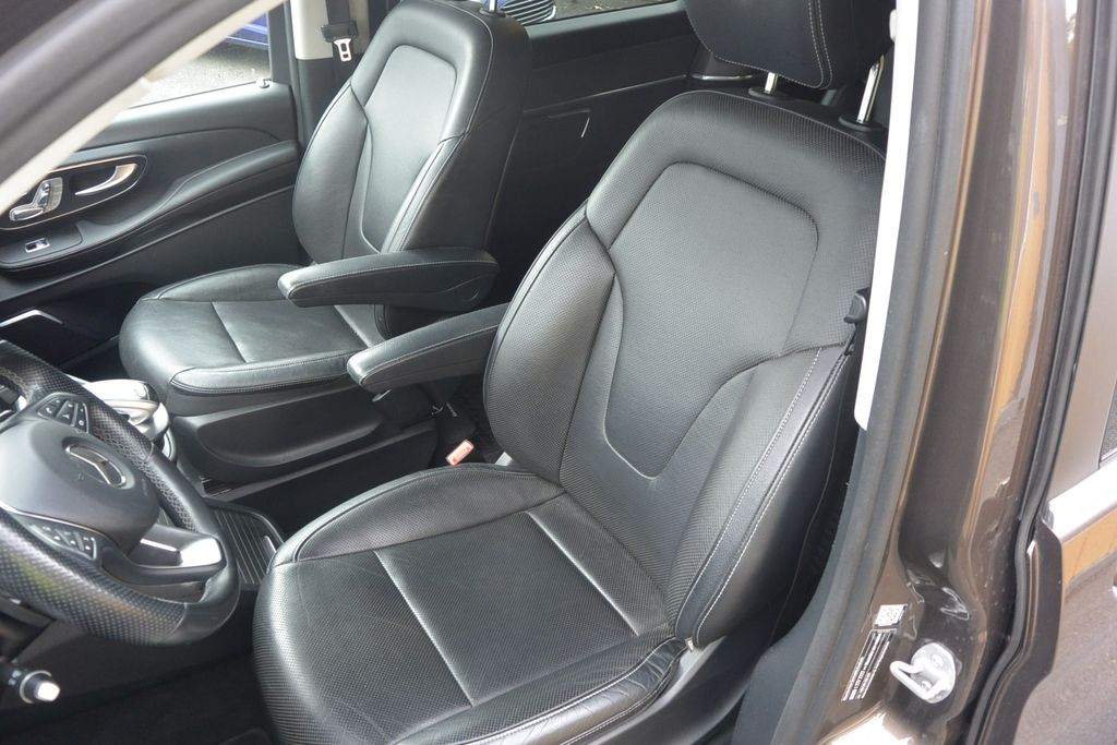 Mercedes-Benz V 250 2.2CDi AVANTGARDE 4Matic *XL*DPH*
