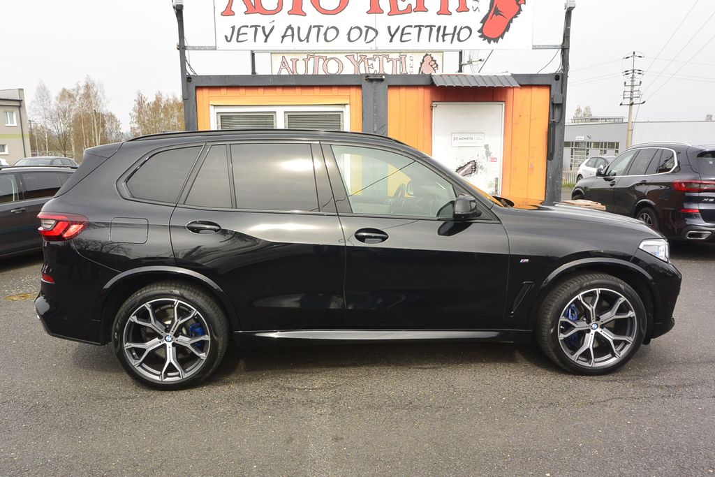 BMW X5 40D XDrive M Paket * DPH