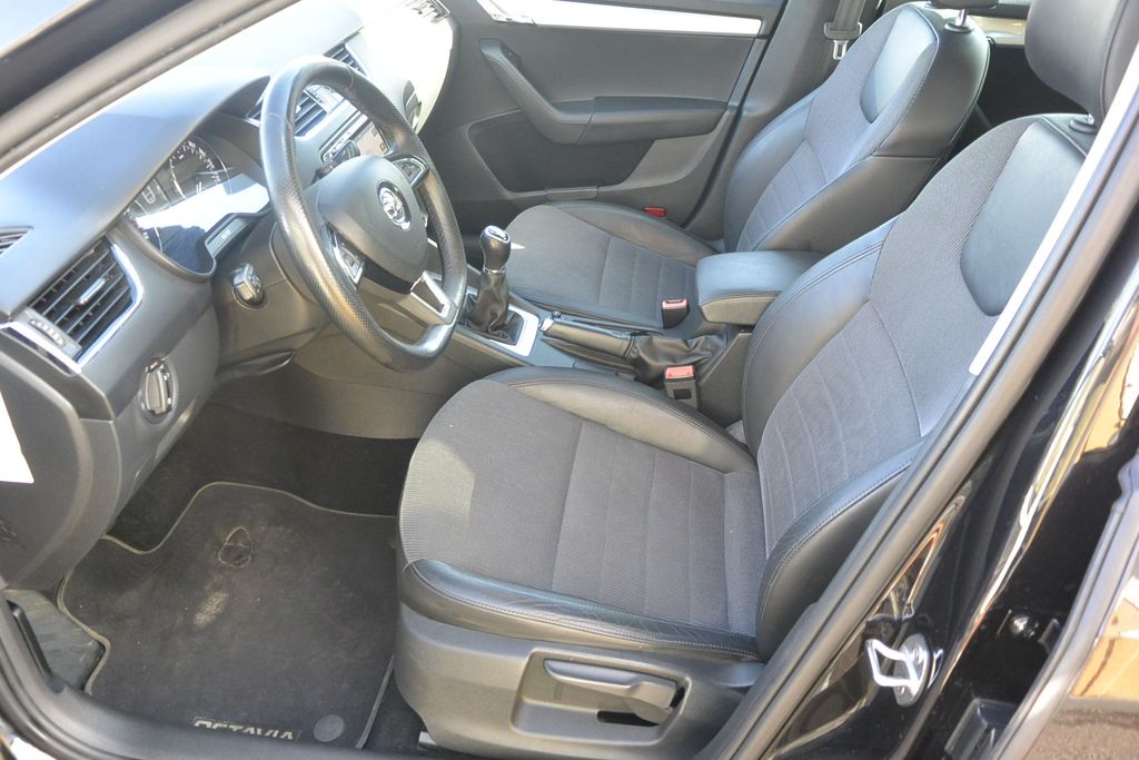 Škoda Octavia 2.0TDi ELEGANCE * WEBASTO