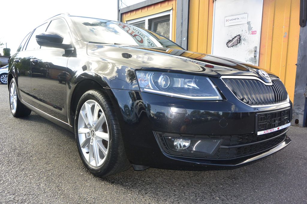 Škoda Octavia 2.0TDi ELEGANCE * WEBASTO