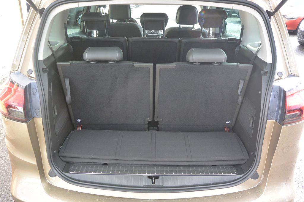Opel Zafira 2.0CDTi * 7míst