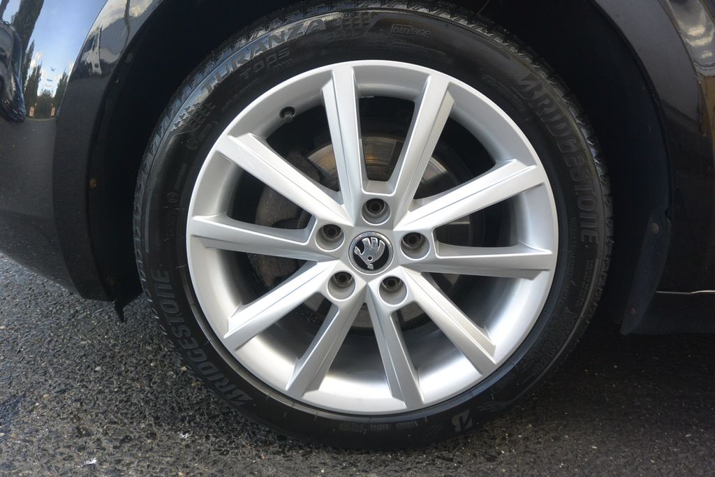 Škoda Octavia 2.0TDi ELEGANCE * WEBASTO