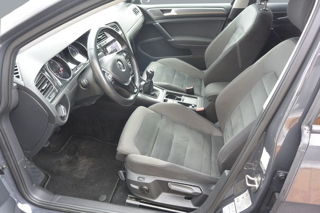 Volkswagen Golf 2.0TDi