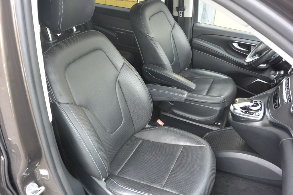 Mercedes-Benz V 250 2.2CDi AVANTGARDE 4Matic *XL*DPH*