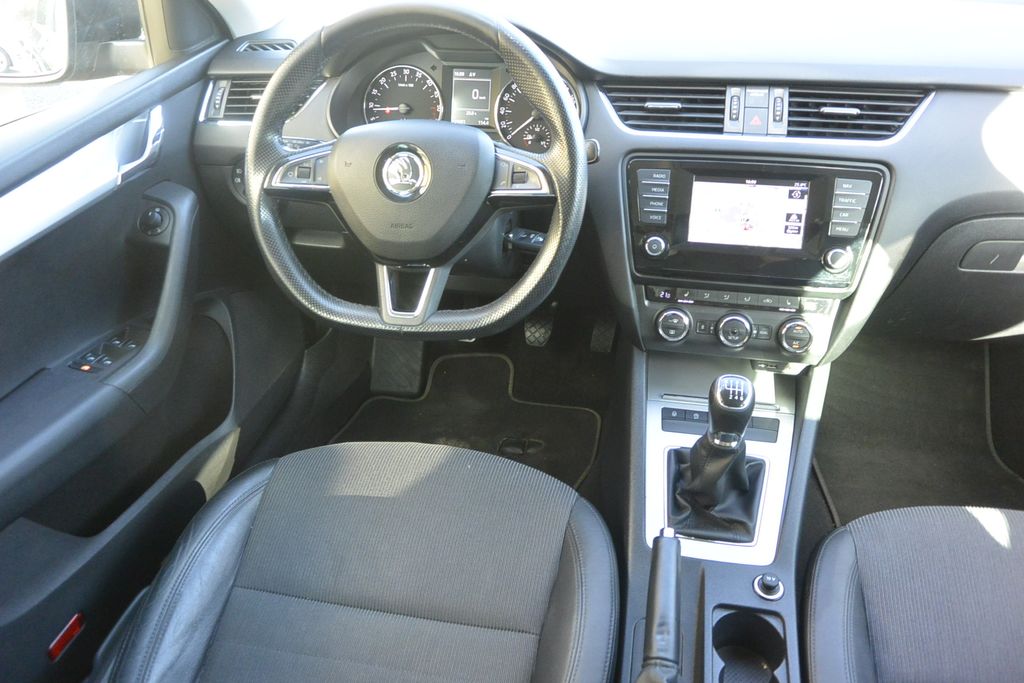 Škoda Octavia 2.0TDi ELEGANCE * WEBASTO