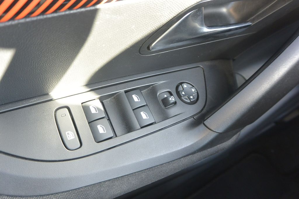 Peugeot 2008 1.2 PureTech 1.maj.ČR