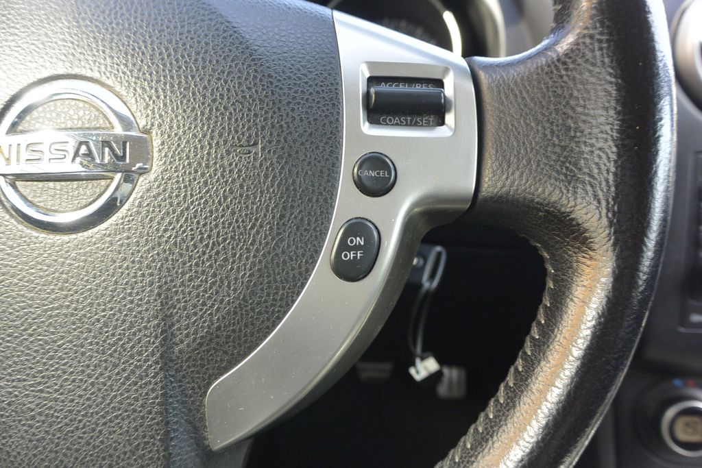 Nissan Qashqai 2.0CDTi 4WD WEBASTO * NAVI * PANO