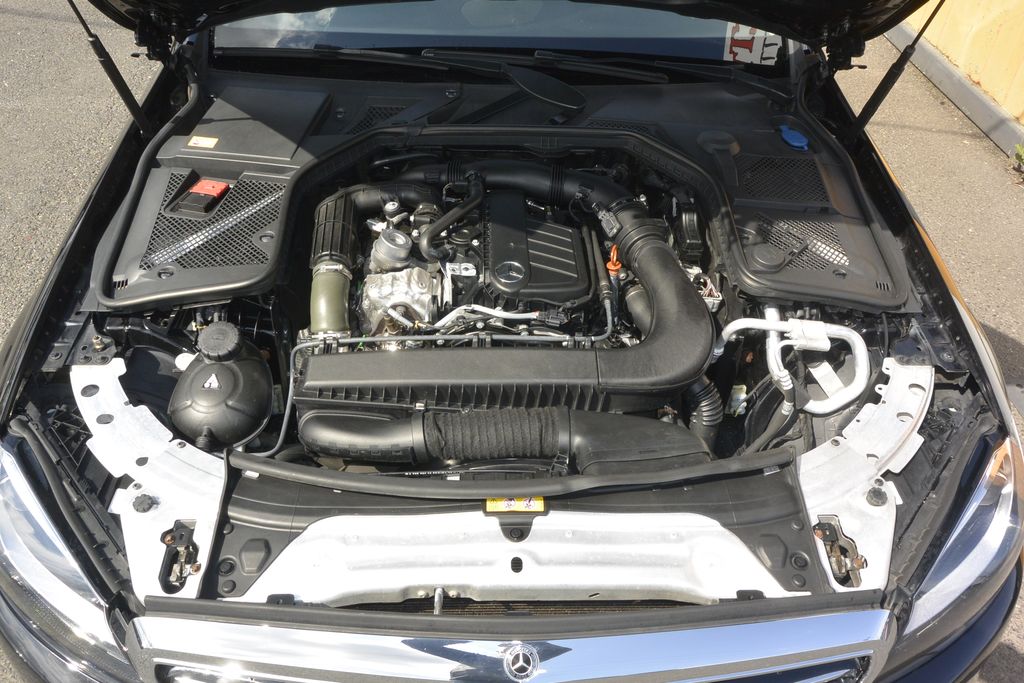 Mercedes-Benz C 200 C200d Avantgarde