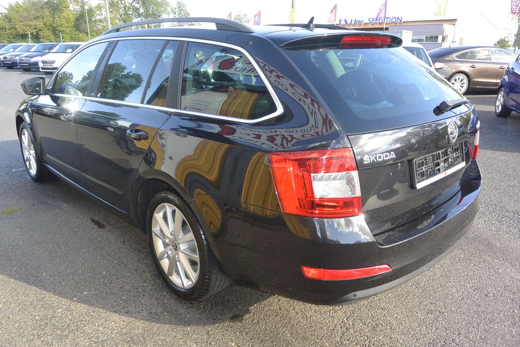Škoda Octavia 2.0TDi ELEGANCE * WEBASTO