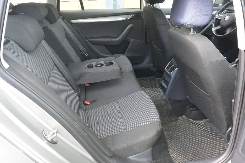 Škoda Octavia 2.0TDi  4×4 110kW