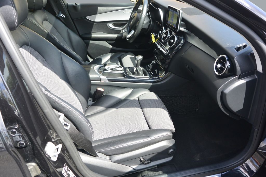 Mercedes-Benz C 200 C200d Avantgarde