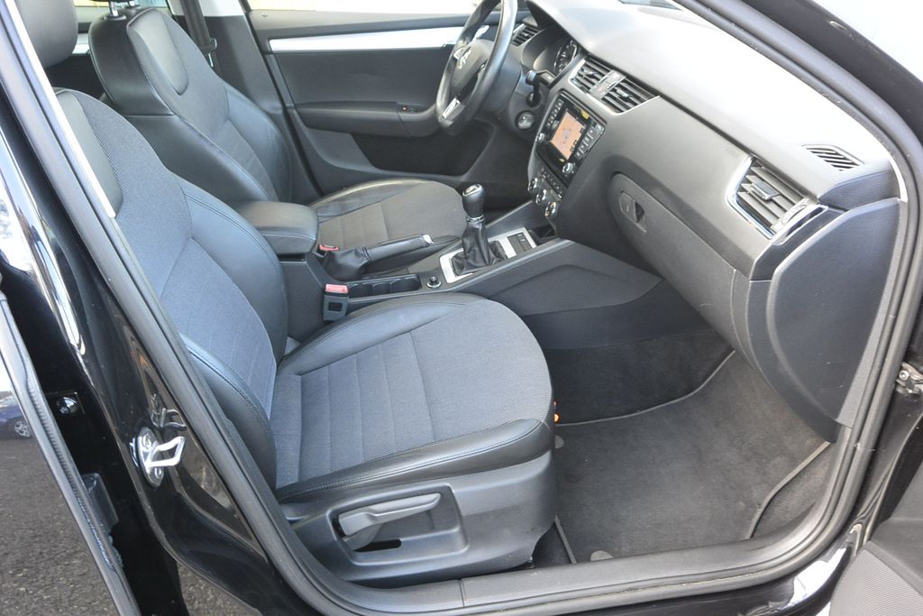 Škoda Octavia 2.0TDi ELEGANCE * WEBASTO