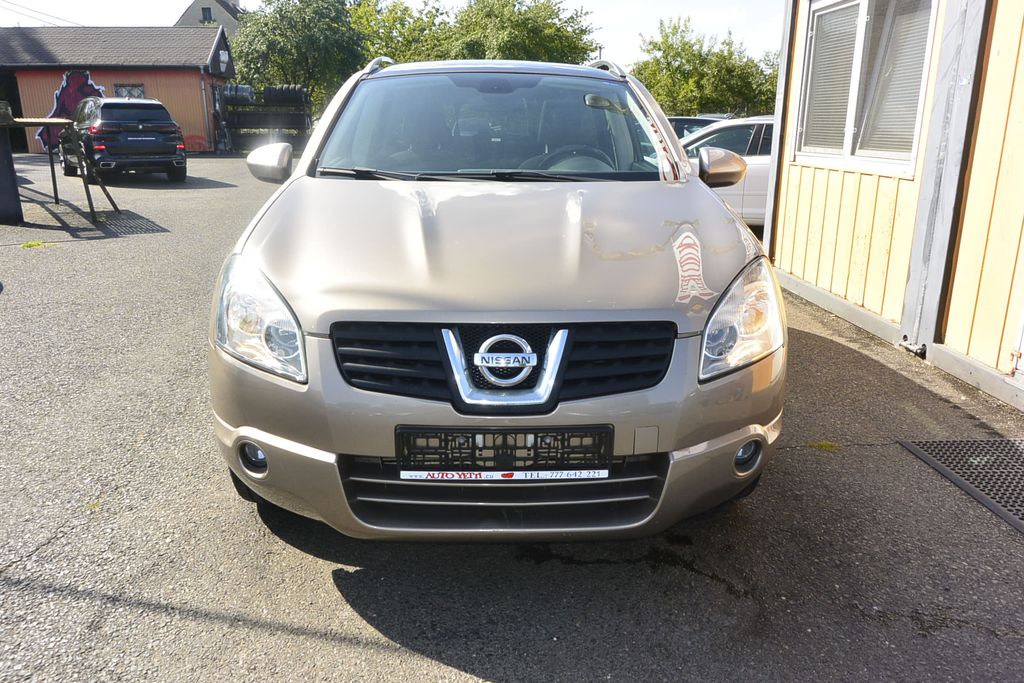 Nissan Qashqai 2.0CDTi 4WD WEBASTO * NAVI * PANO