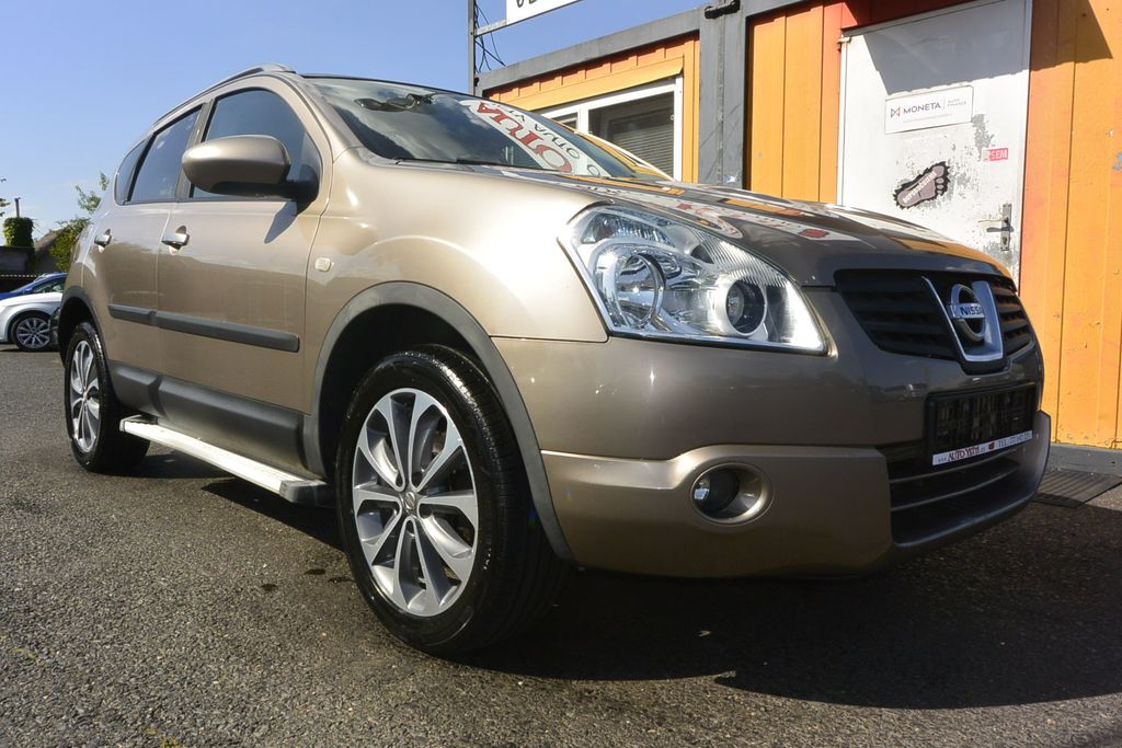 Nissan Qashqai 2.0CDTi 4WD WEBASTO * NAVI * PANO