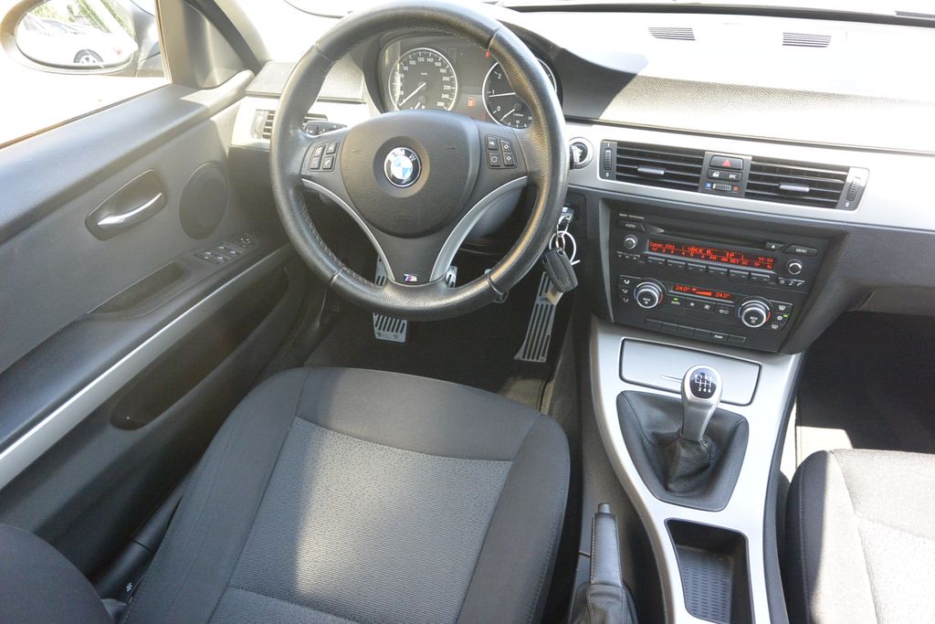 BMW 318 2.0i