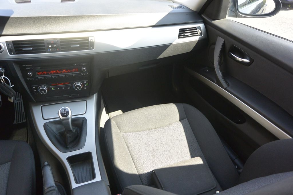 BMW 318 2.0i
