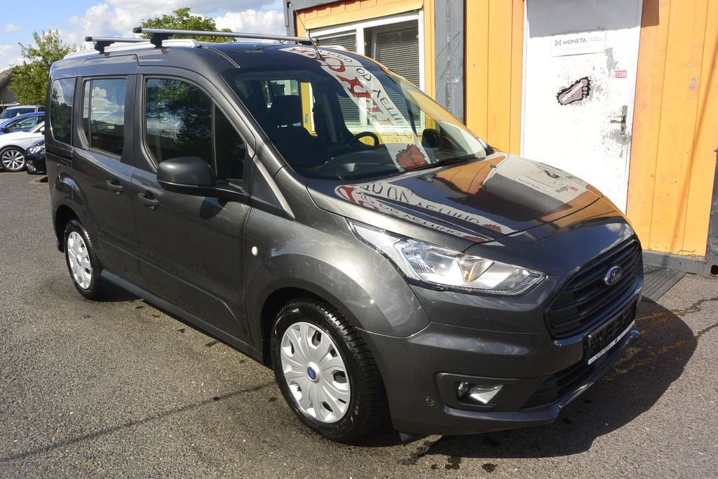 Ford Tourneo Connect 1.5TDCi 88kW LUXUS výbava i stav