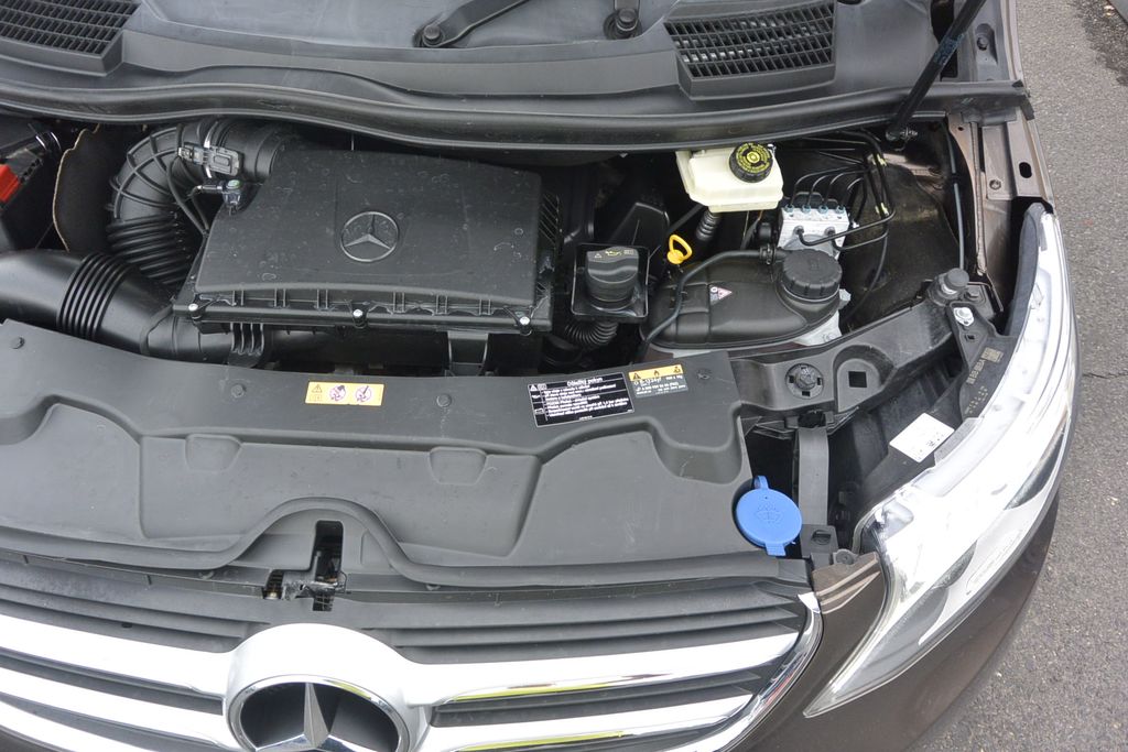 Mercedes-Benz V 250 2.2CDi AVANTGARDE 4Matic *XL*DPH*