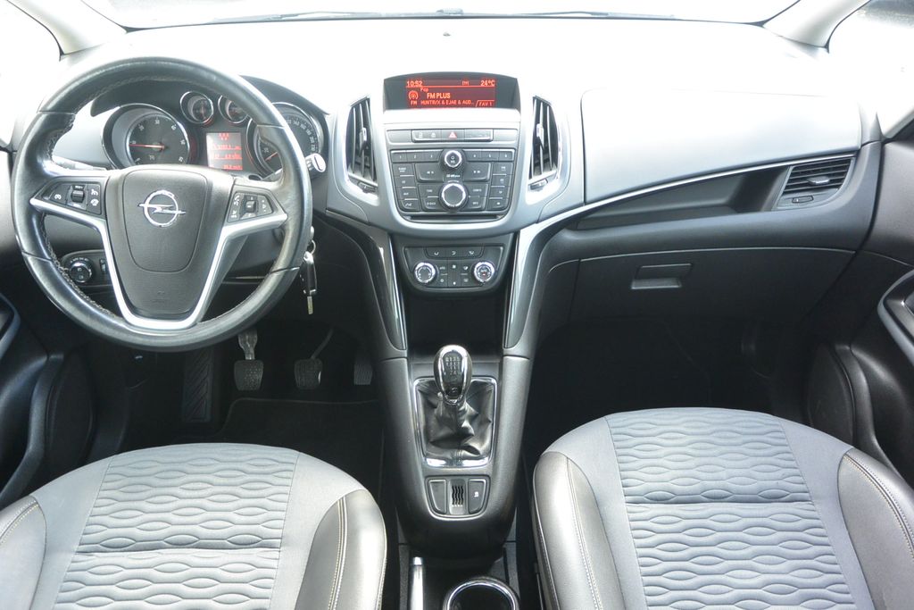 Opel Zafira 2.0CDTi * 7míst