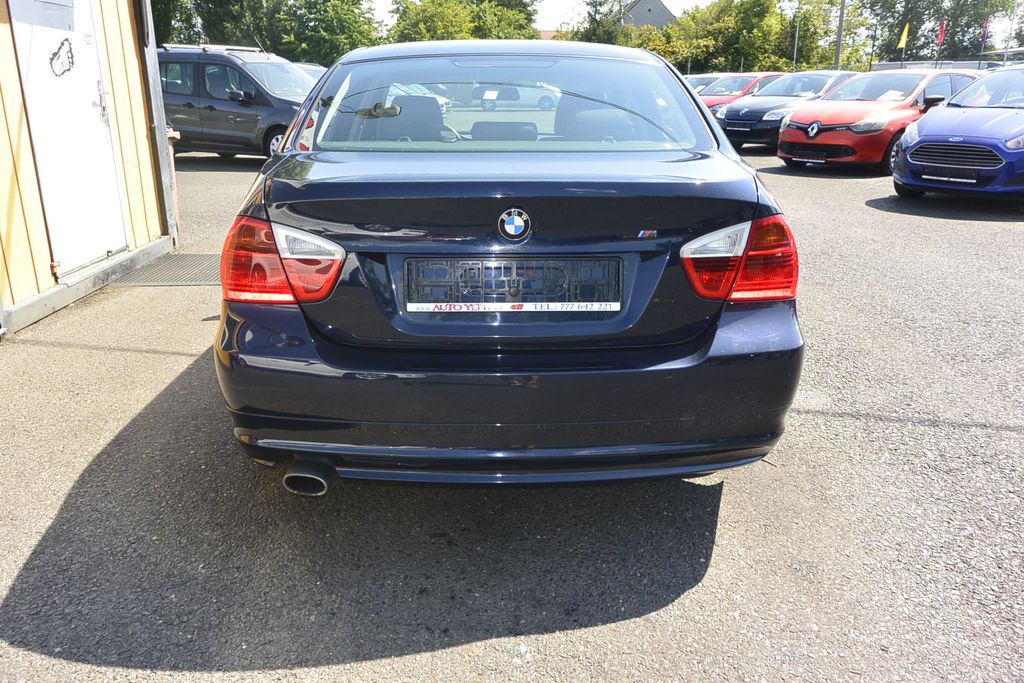 BMW 318 2.0i