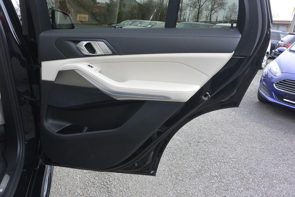 BMW X5 40D XDrive M Paket * DPH