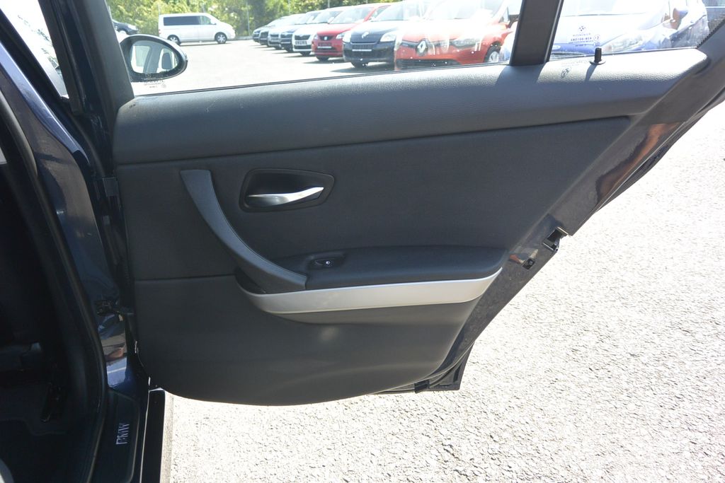 BMW 318 2.0i