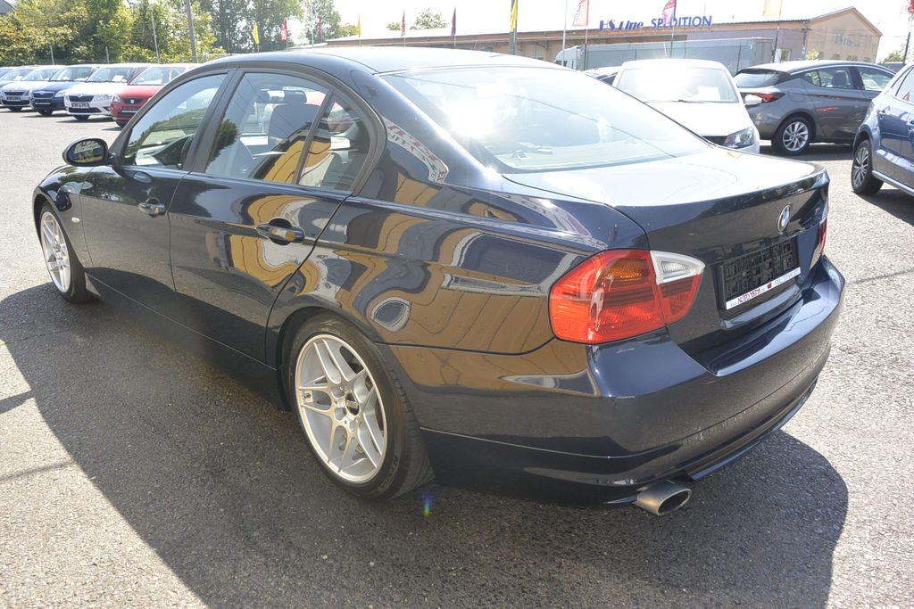 BMW 318 2.0i