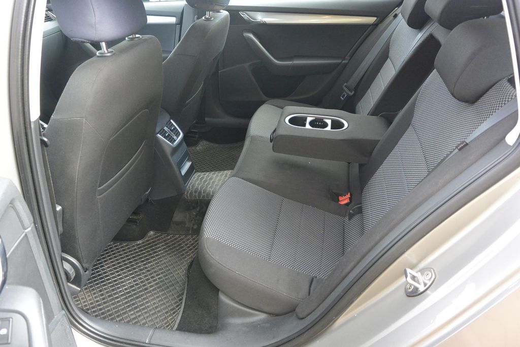 Škoda Octavia 2.0TDi  4×4 110kW
