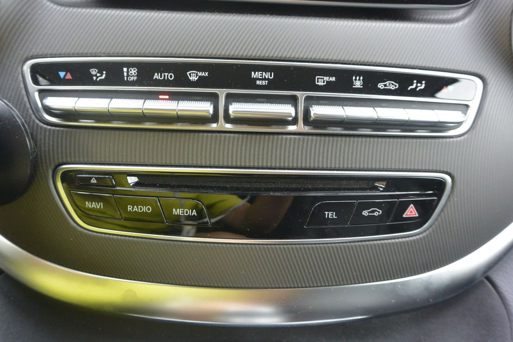 Mercedes-Benz V 250 2.2CDi AVANTGARDE 4Matic *XL*DPH*