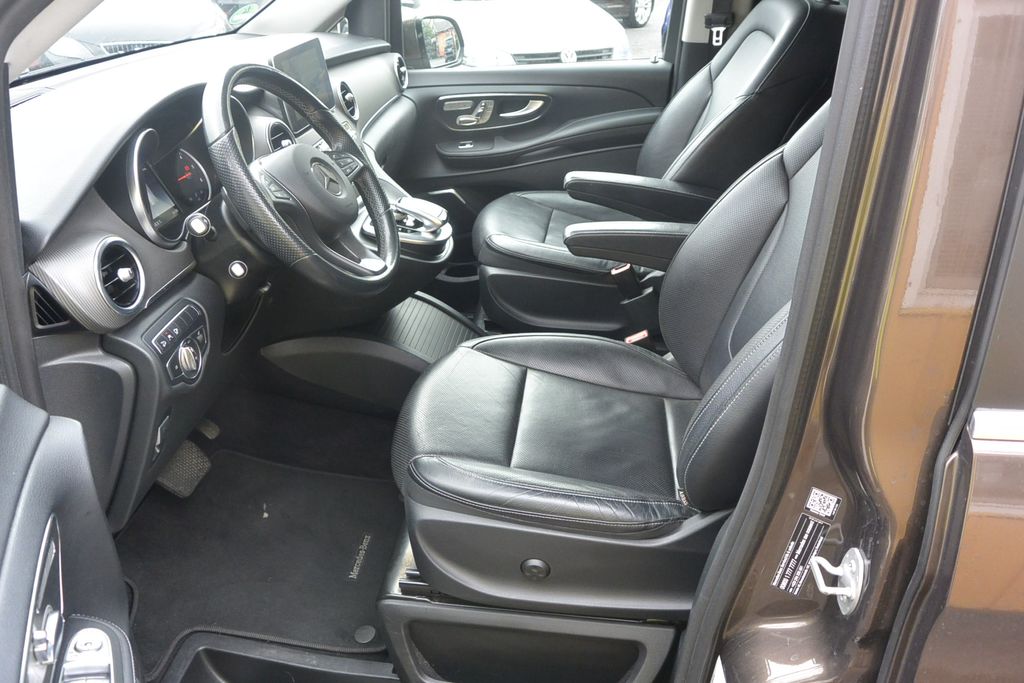 Mercedes-Benz V 250 2.2CDi AVANTGARDE 4Matic *XL*DPH*
