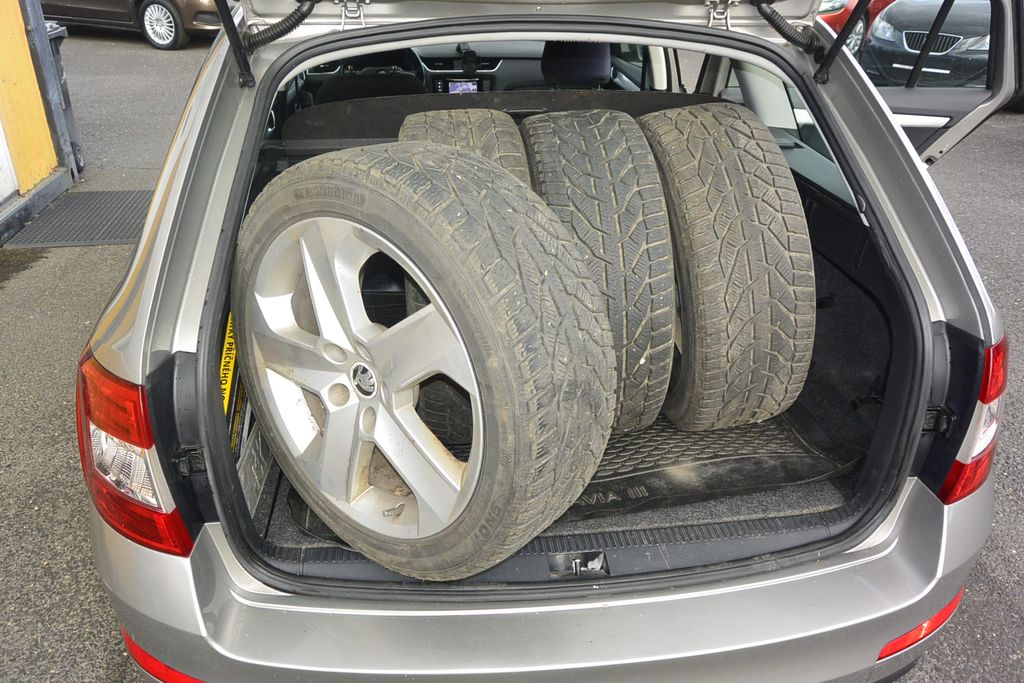 Škoda Octavia 2.0TDi  4×4 110kW